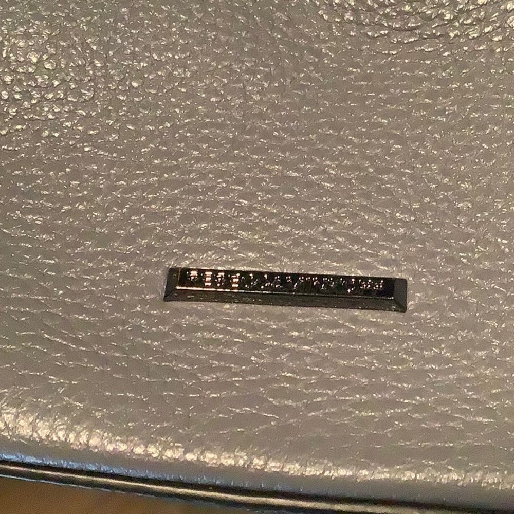 Purse - Picture 3 of 3